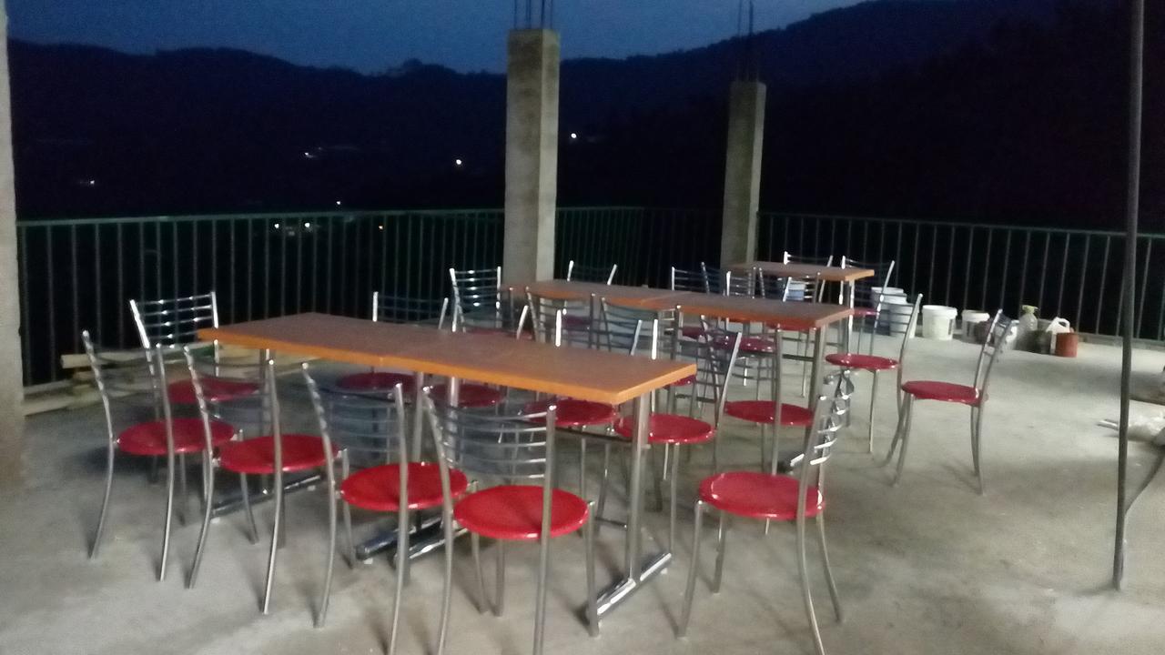 Hotel Emerald Valley Чейл Екстер'єр фото