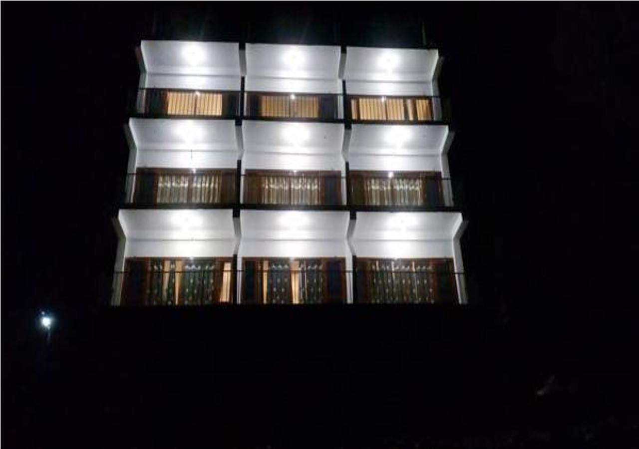 Hotel Emerald Valley Чейл Екстер'єр фото